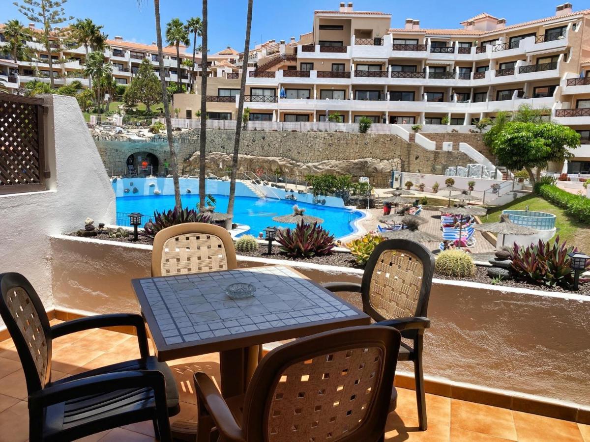 Walk To Golf Heated Pool