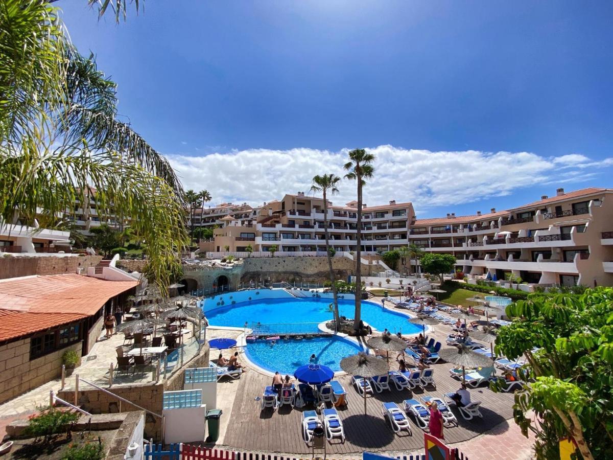 Walk To Golf Heated Pool *