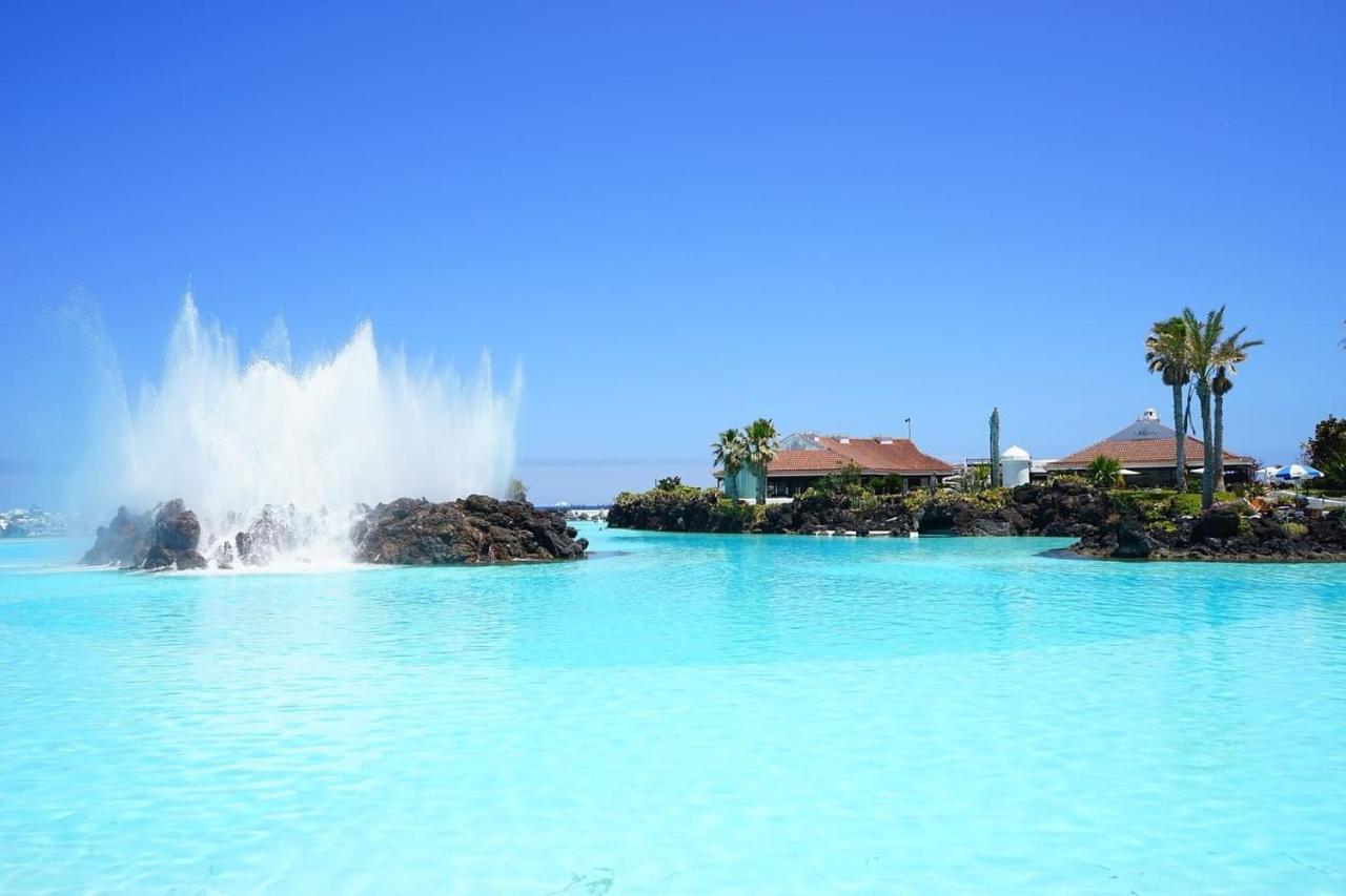 Palmeras Playa Studio: Pools, Beach, Sun & Shore Appartement