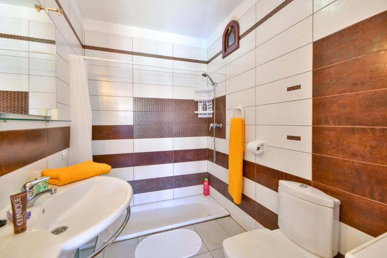 Mojon By Villa