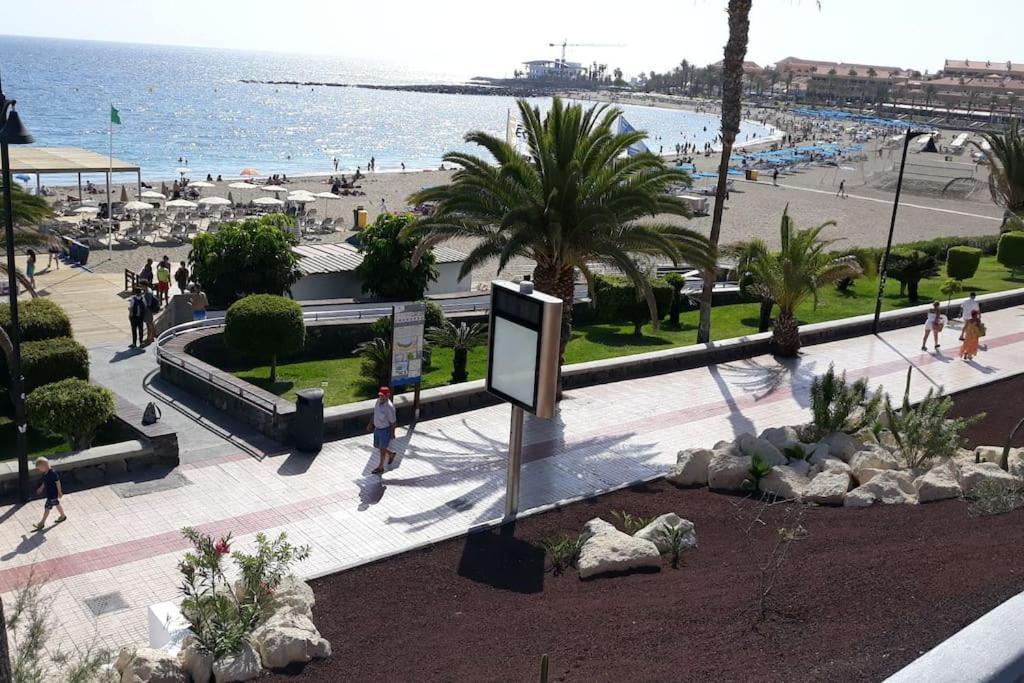 Cornelia's 1b Primera Linea De Playa