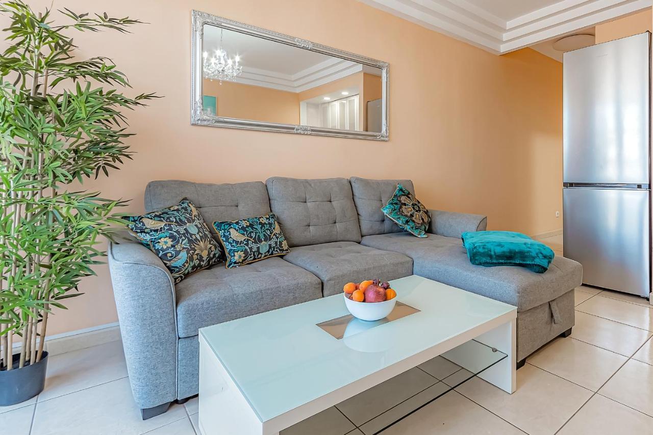 Beautiful San Forever Apartment