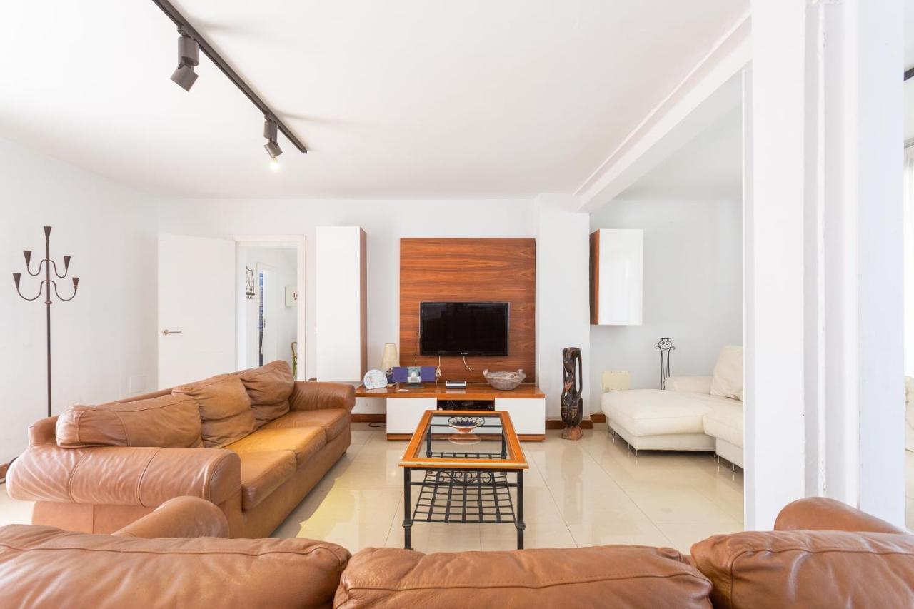 1327 La Quinta Heights