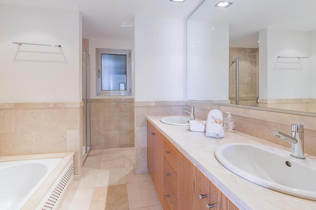 Romen 2-2 Penthouse Sea View & Jacuzzi 2b Hébergement de vacances *