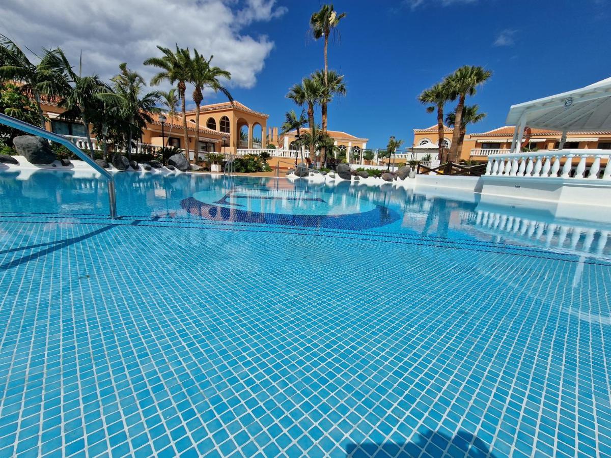 Exclusive Attic Vistas: Seaside Retreat With Heated Pool Apartment