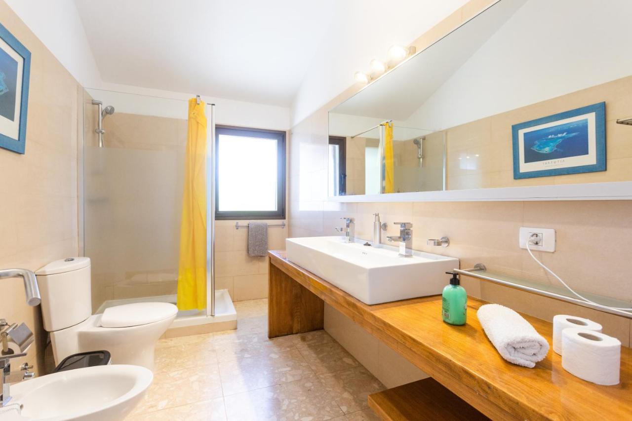 1327 La Quinta Heights * San Miguel de Abona