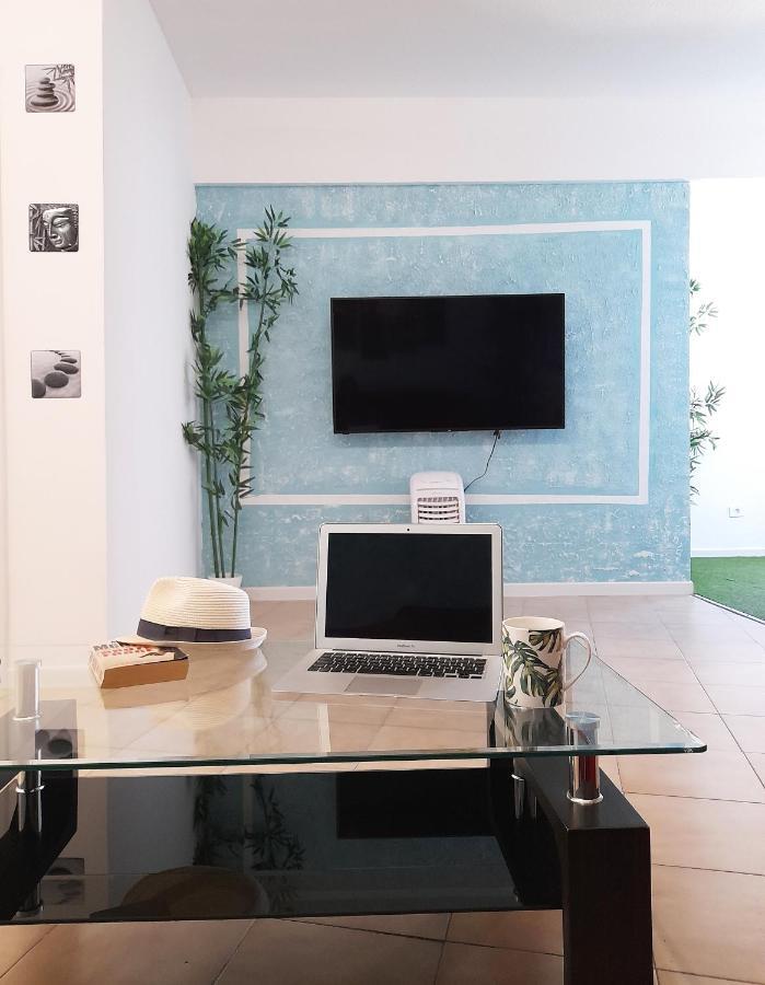 Apartment Fantastic In The First Line Of The Sea, Wifi Free