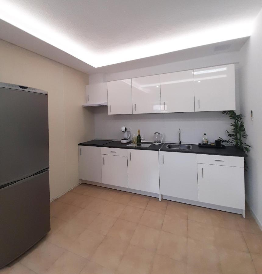 Apartment Fantastic In The First Line Of The Sea, Wifi Free