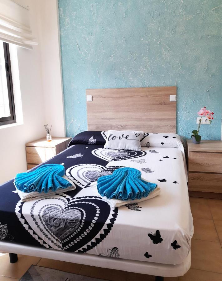 Fantastic In The First Line Of The Sea, Wifi Free Apartment