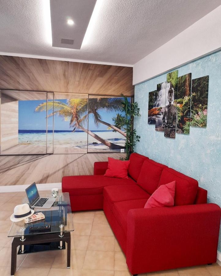 Apartment Fantastic In The First Line Of The Sea, Wifi Free Playa de las Americas (Tenerife)