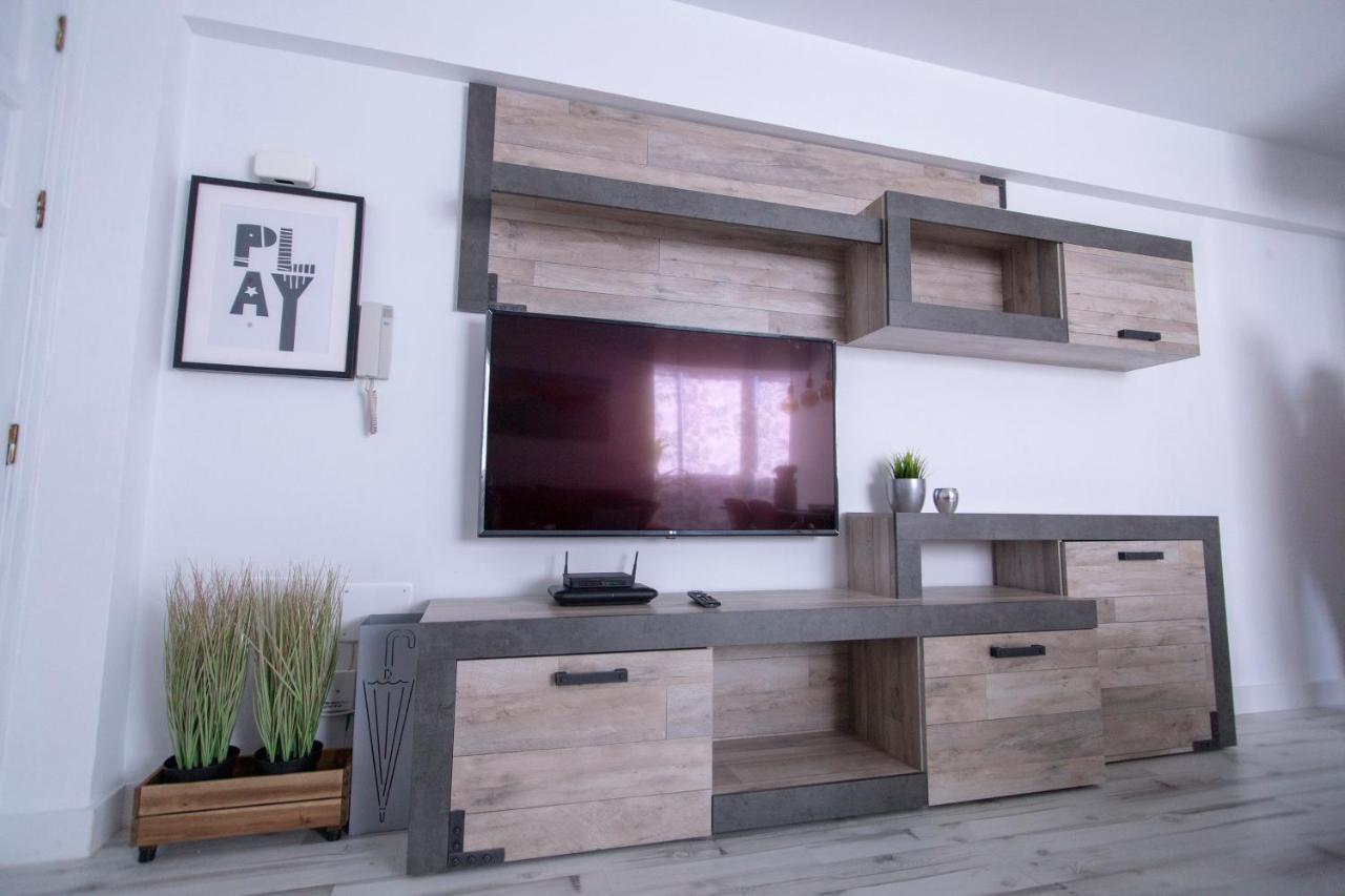 Views Of Cruz Wifi And Smart Tv Santa Cruz de Tenerife
