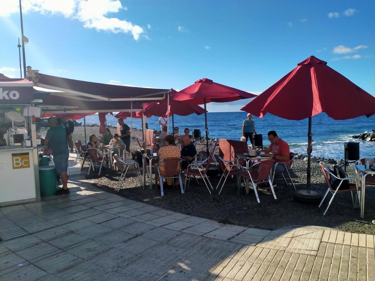 Finca Oasis Mango,holiday Home, Vivienda Vacacional, Comunal Pool, Sea View From Private Terraces,3 Mins To Town By Car, Wifi, Netflix Holiday home