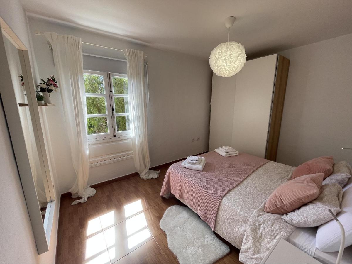 Beautiful 3 Bd. In Centre Apartamento La Laguna (Tenerife)