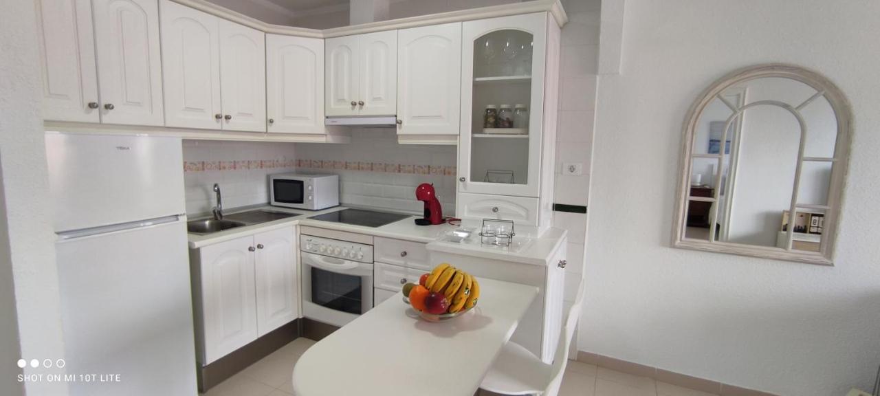 Apartamento Precioso Con Piscina Junto Al Mar Costa del Silencio
