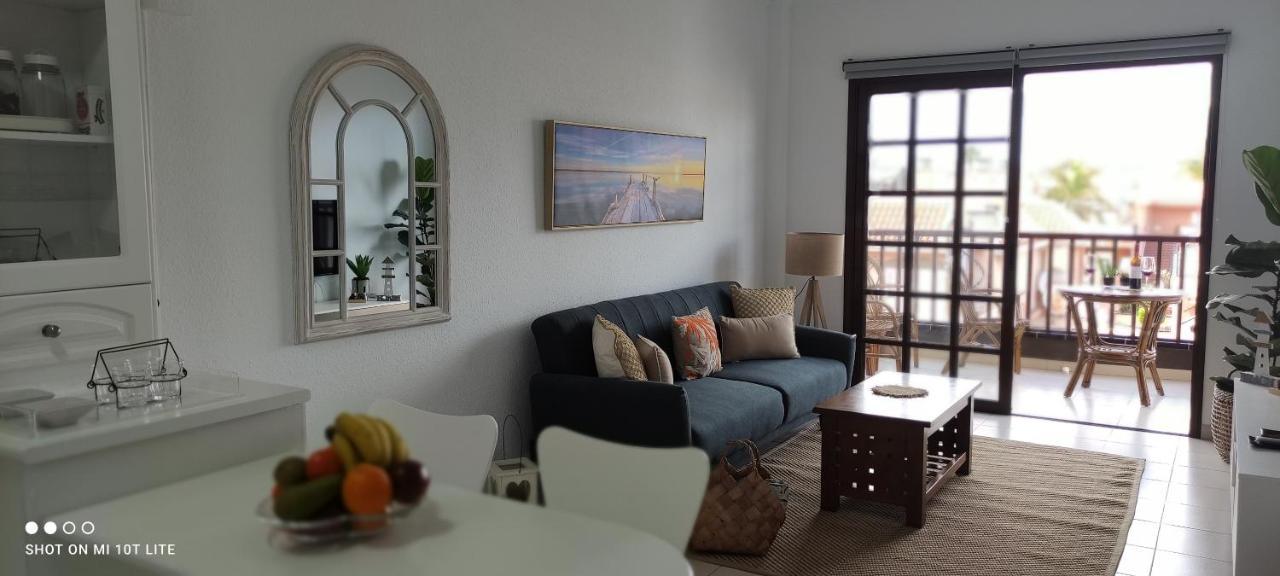 Apartamento Precioso Con Piscina Junto Al Mar
