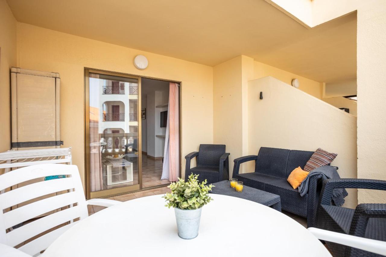 Castle Harbour Phoebe's Flat Cristianos By Lovetenerife Appartement *