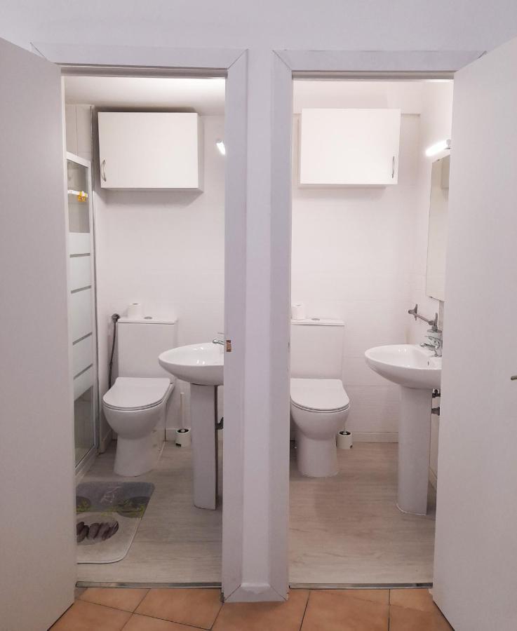 Fantastic In The First Line Of The Sea, Wifi Free Apartment