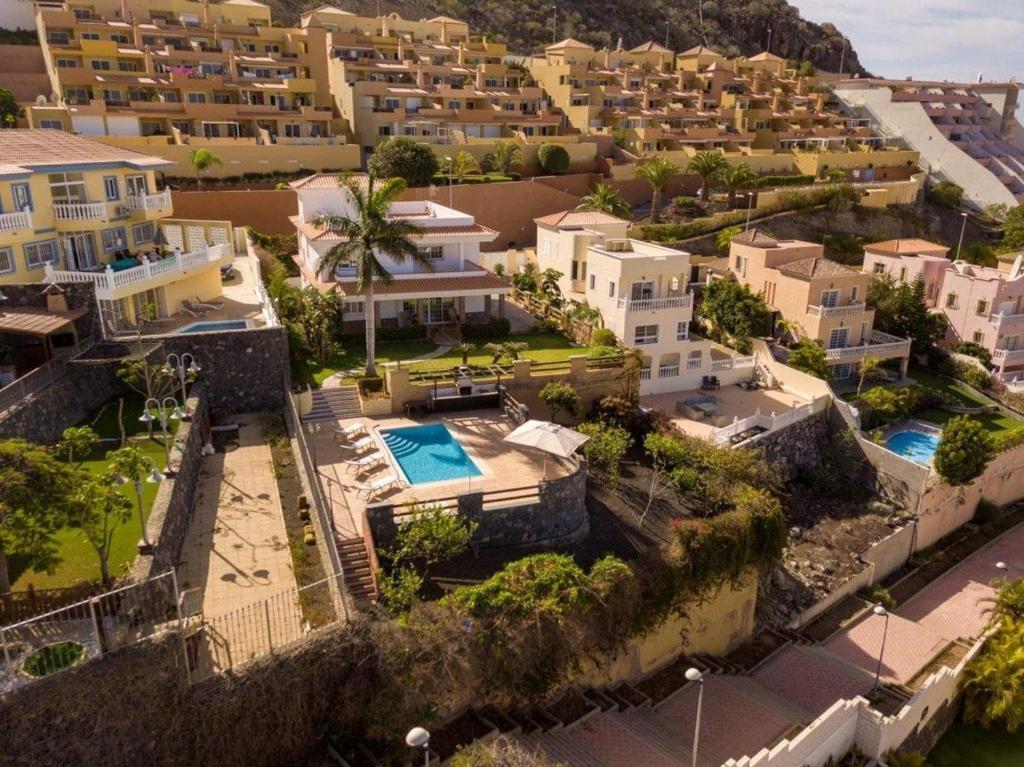 Villa Marianna Con Piscina Climatizada Y Barbacoa Costa Adeje (Tenerife)