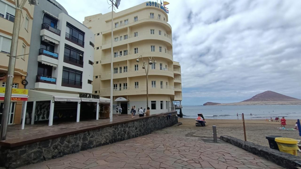 Apartment Views Of Beach, Two El Medano (Tenerife)