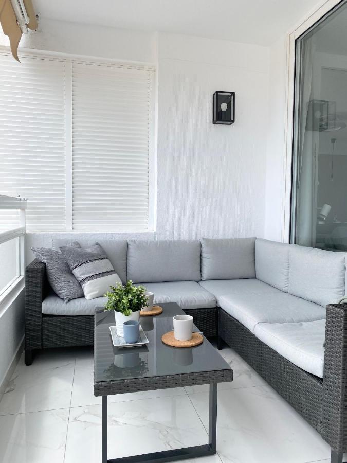 Sea View Terrace In Americas Apartment