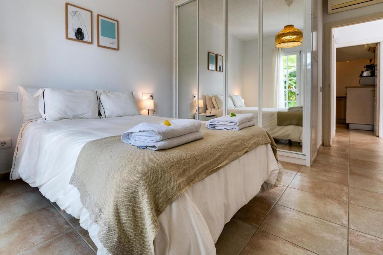 Cozy And Charming With Pool Villa