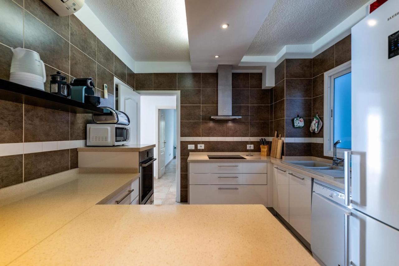 Cozy And Charming With Pool Villa Costa Adeje (Tenerife)