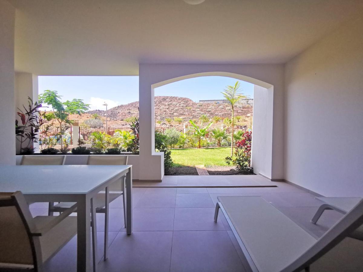 Brand New Surrounded By Tropical Gardens! * Palm-mar