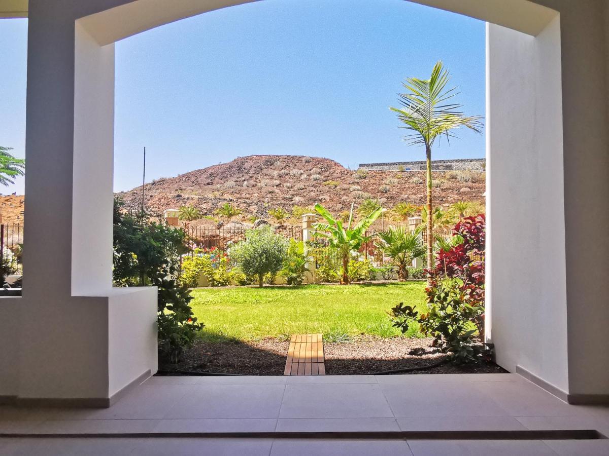 Apartment Brand New Surrounded By Tropical Gardens! *