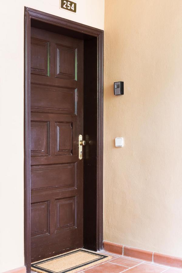 Oceanfront Tenerife South Abatros 254