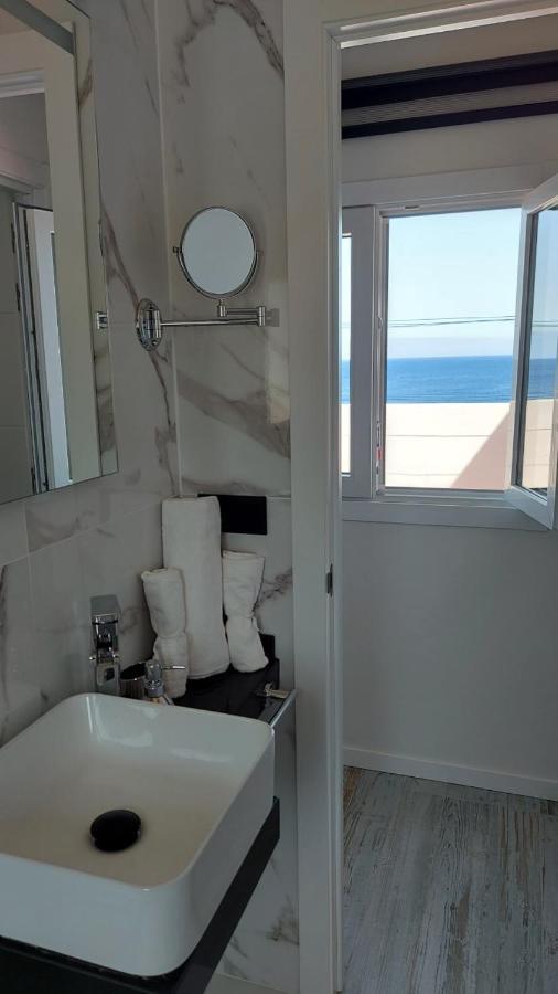 Apartment En Primera Linea De Mar, Teresitas, Santa Cruz De Tenerife *