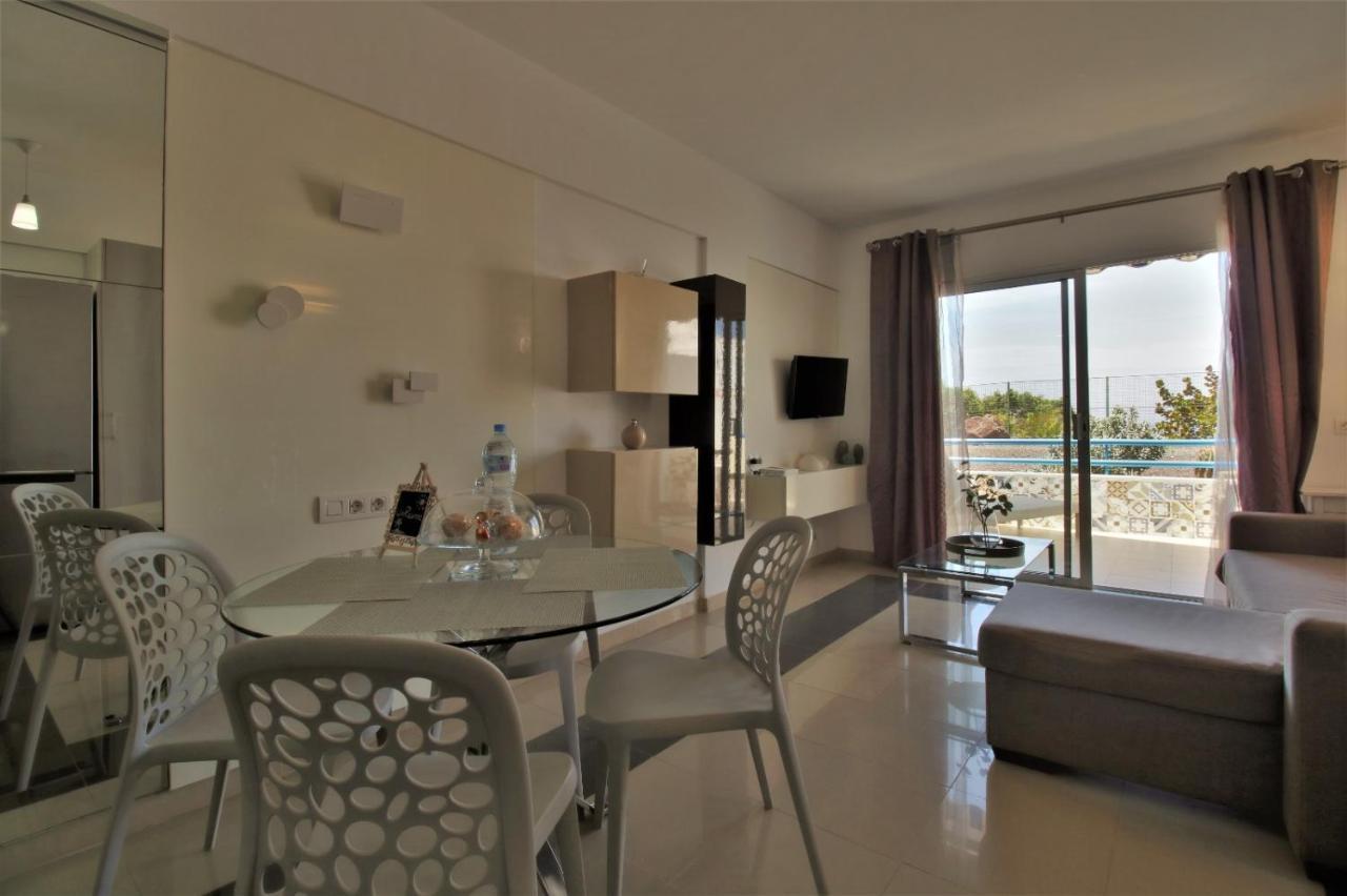Apartamento Au Bord De L’ Ocean, Playa Paraiso *