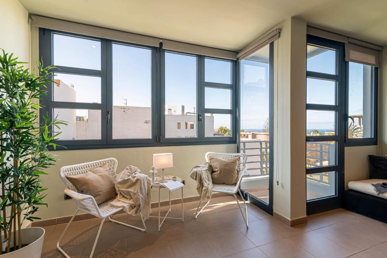 Luxury Holidays Suites, Playa De Cristianos Apartment