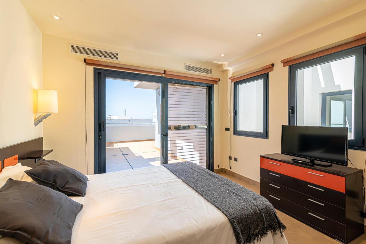 Luxury Holidays Suites, Playa De Cristianos Los Cristianos (Tenerife)