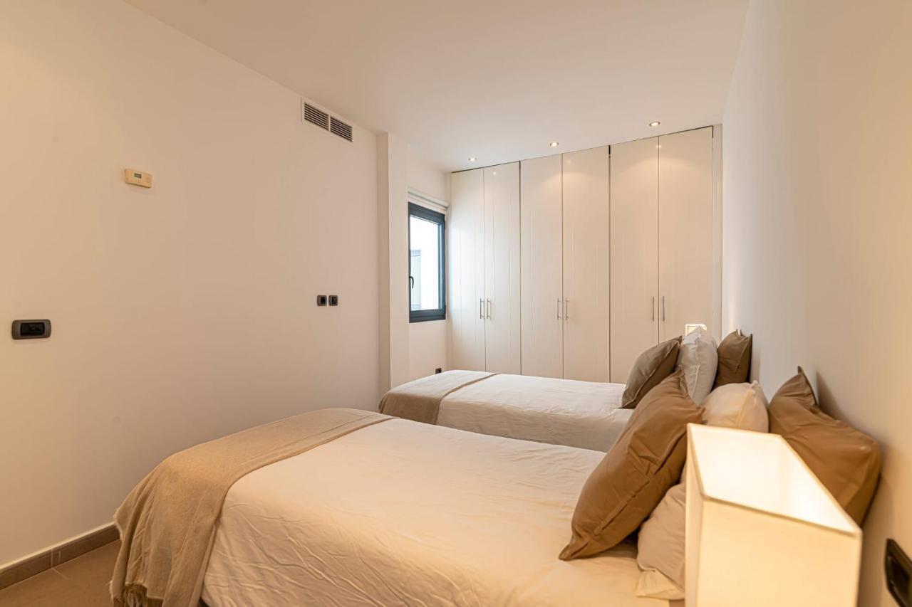 Luxury Holidays Suites, Playa De Cristianos Apartment