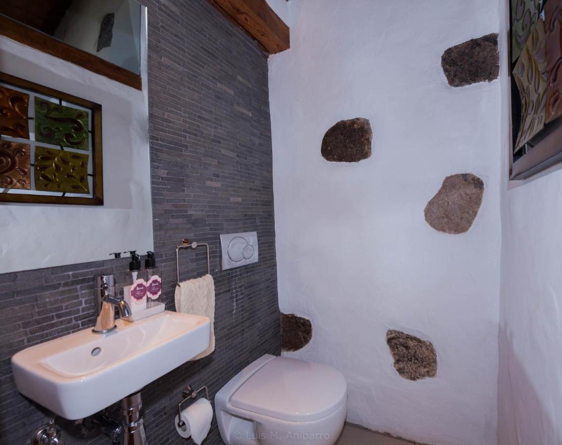 Historic Canarian House, Private Heated Infinity Pool, Bbq, Wifi + Panoramic Ocean Views