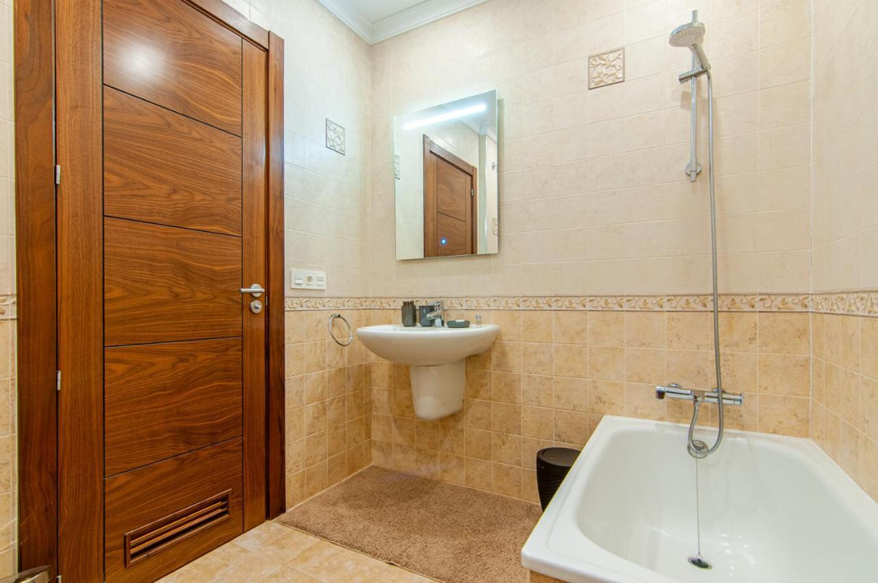 Villa Torriani With Heated Pool Ph11 *