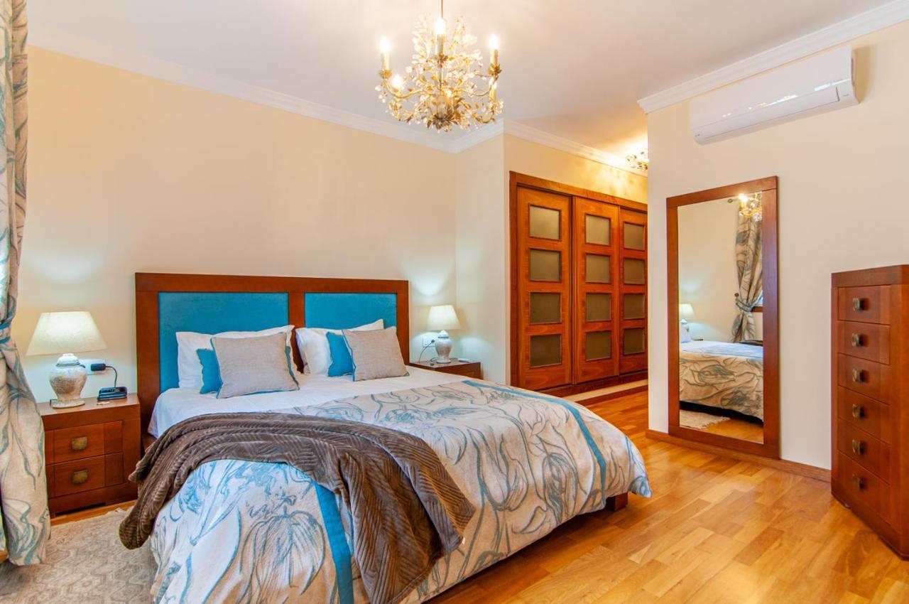 Torriani With Heated Pool Ph11 Villa *