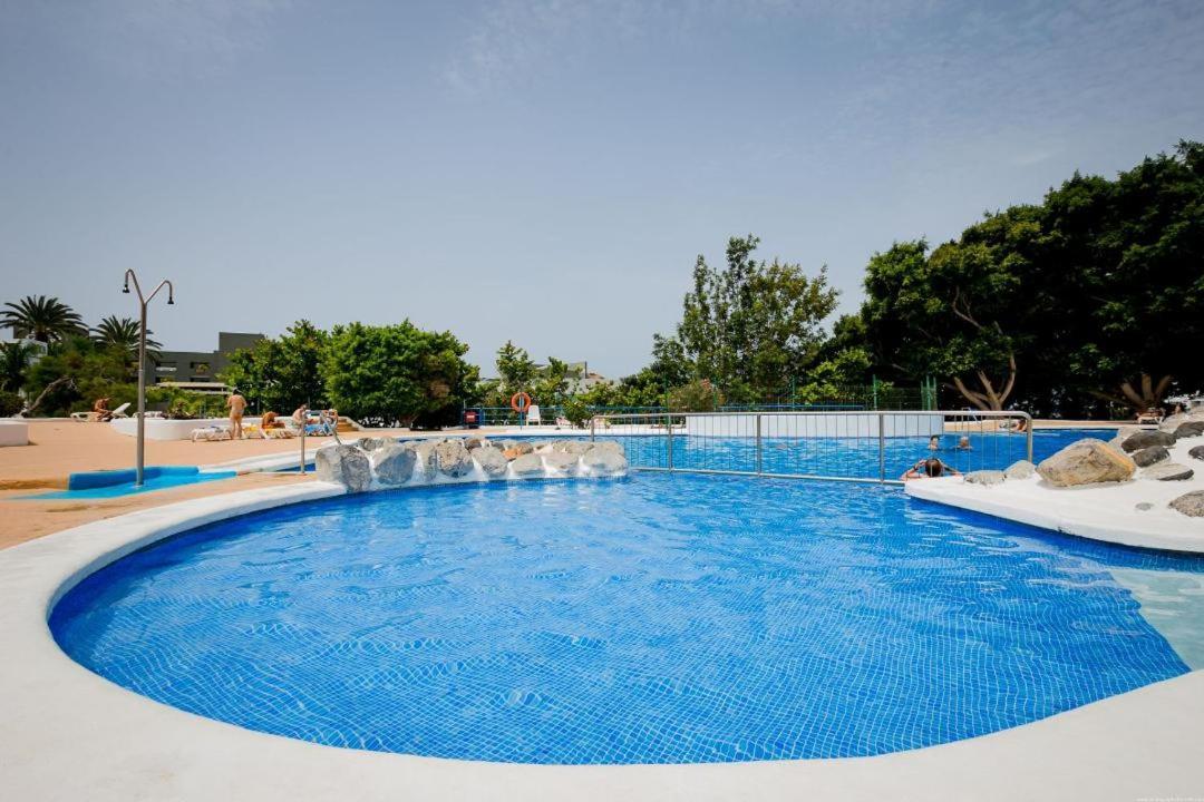 With Pool Apartment *