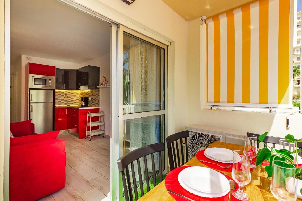 Fantasticstylish & Aircon, Near Lasamericas Apartment *
