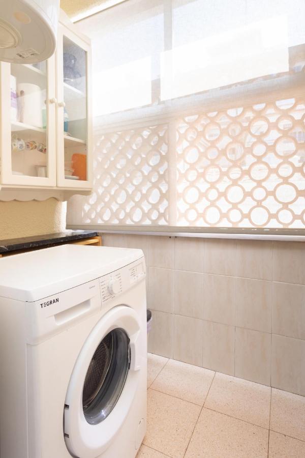 Apartment Close To Playa Vistas With Pool And Parking Los Cristianos (Tenerife)