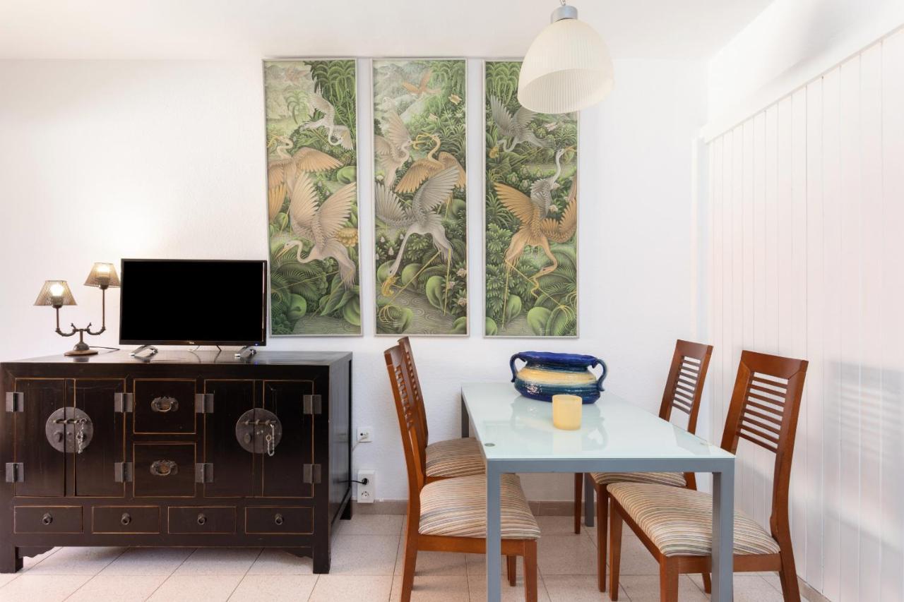 Apartment Close To Playa Vistas With Pool And Parking