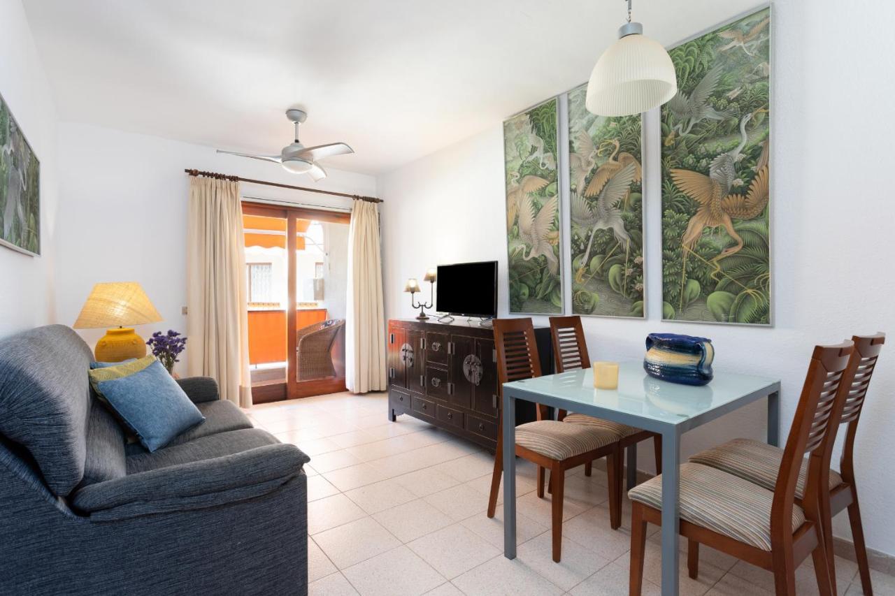 Apartment Close To Playa Vistas With Pool And Parking