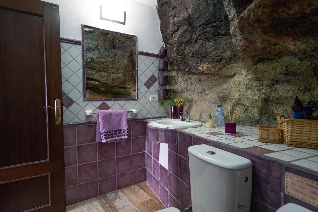 Romantic Cave With Big Terrace Overlooking The Sea *