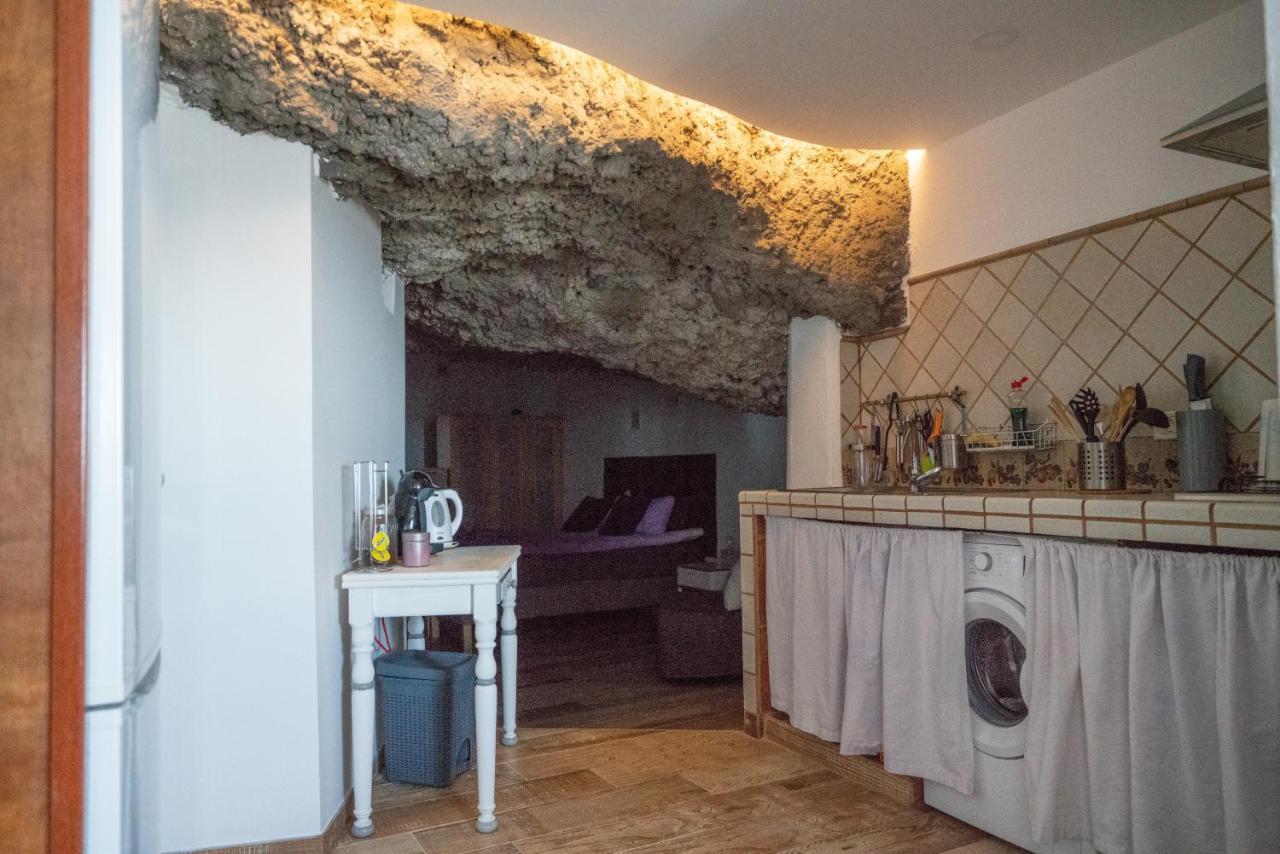 Apartment Romantic Cave With Big Terrace Overlooking The Sea Santa Cruz de Tenerife