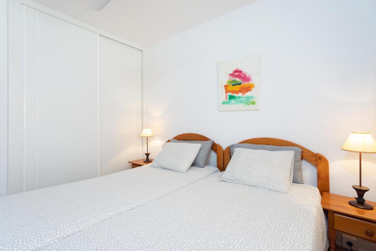 Close To Playa Vistas With Pool And Parking Apartment Los Cristianos (Tenerife)