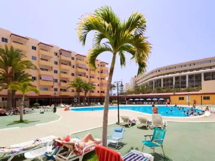 Luminoso Y Bonito Con Piscina En Frente Del Mar * Los Cristianos (Tenerife)