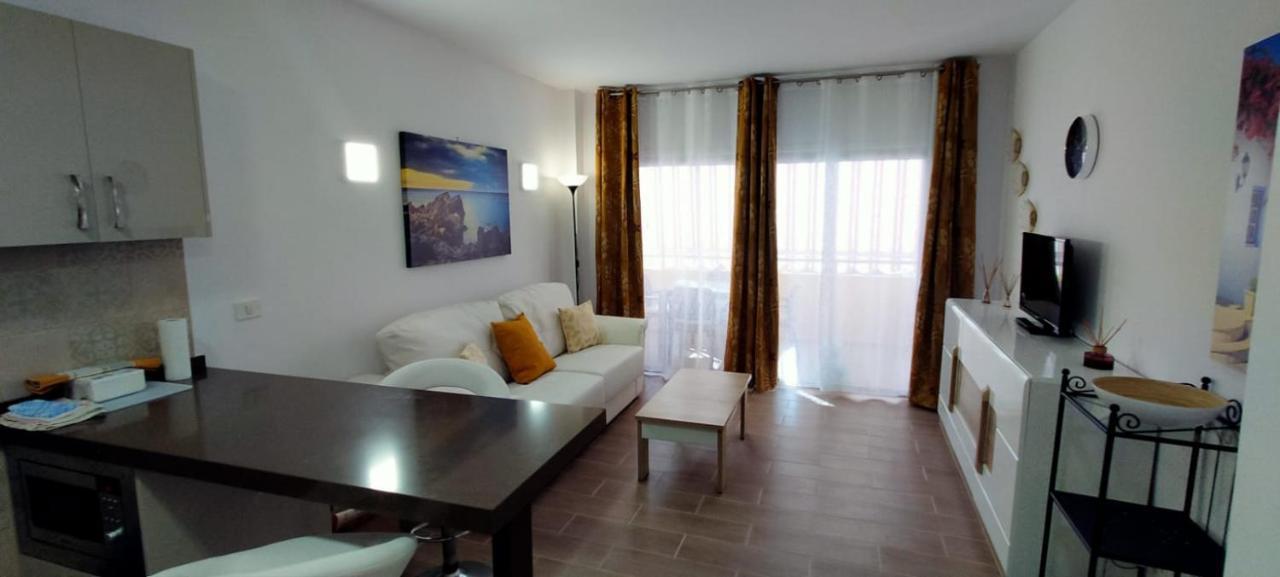 Appartement Luminoso Y Bonito Con Piscina En Frente Del Mar *