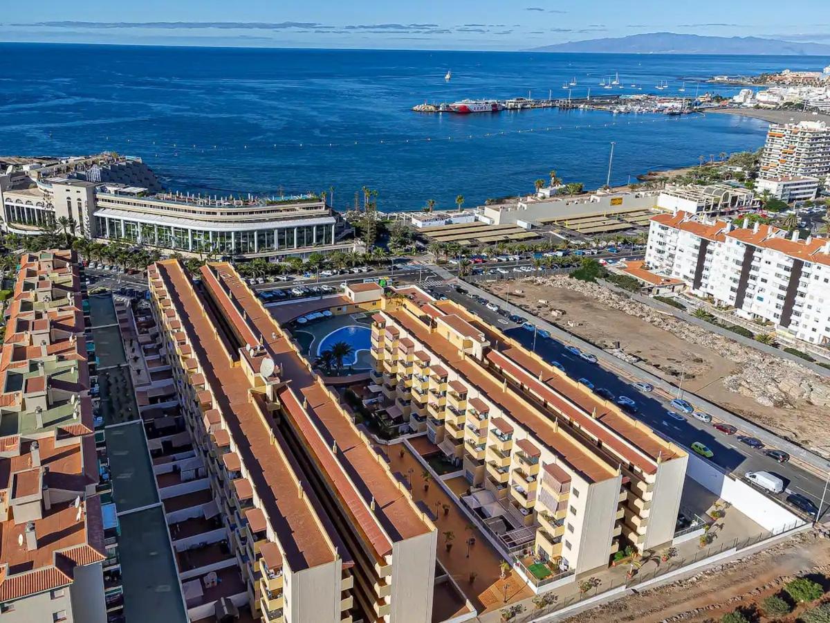 Appartement Luminoso Y Bonito Con Piscina En Frente Del Mar Los Cristianos (Tenerife)