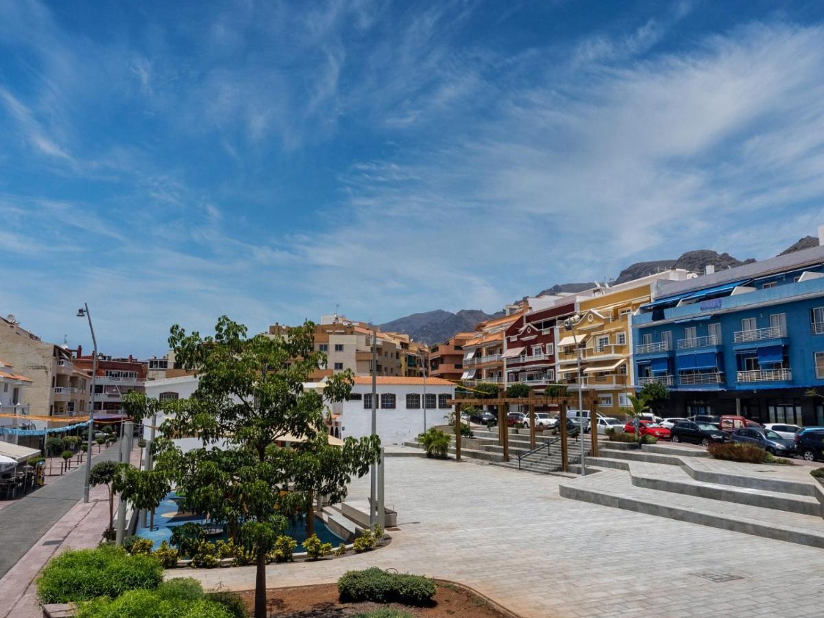 Apartamento Spacious 3 Bedroom In Puerto De Santiago. Walk To The Beach. Fast Wifi, Netflix, Workstation.