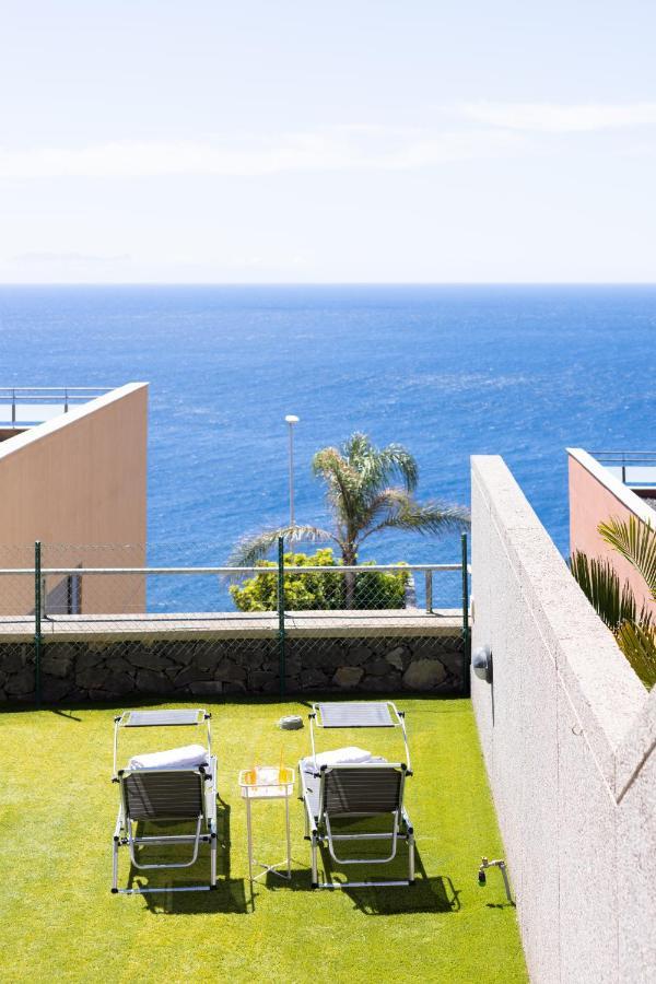 Con Vistas Al Mar En *